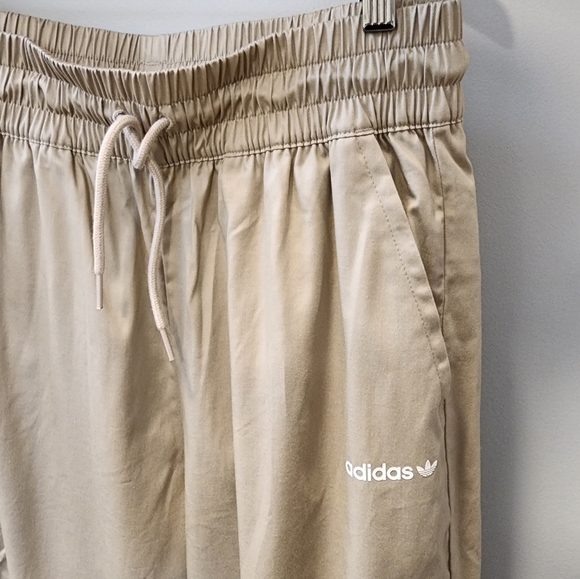 ADIDAS Cargo Pants - Picture 4 of 8